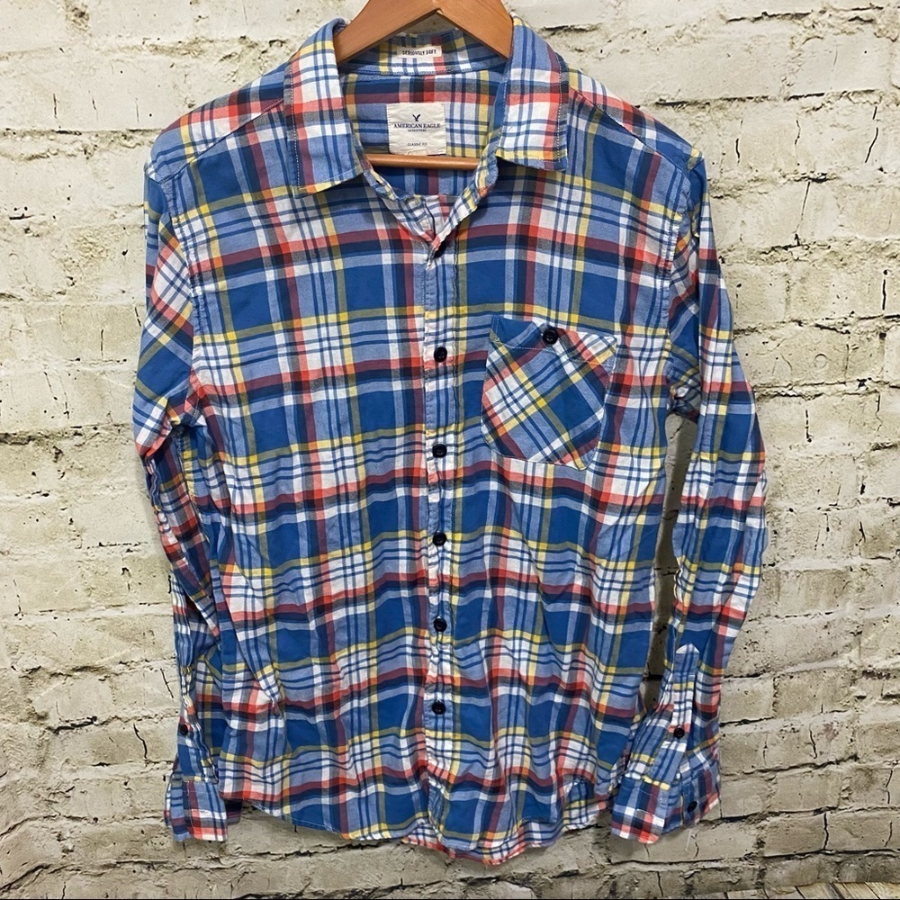 American Eagle Classic Fit Seriously Soft Blue Plaid Button Up Shirt